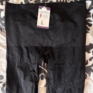 Shapermint Black High-Waisted Leggings - Size Large NWT